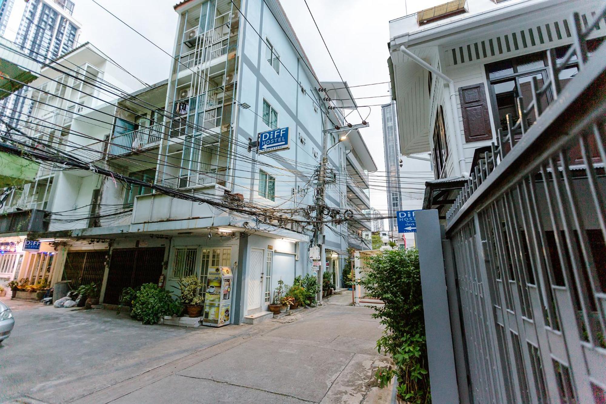 Diff Hostel Банкок Екстериор снимка