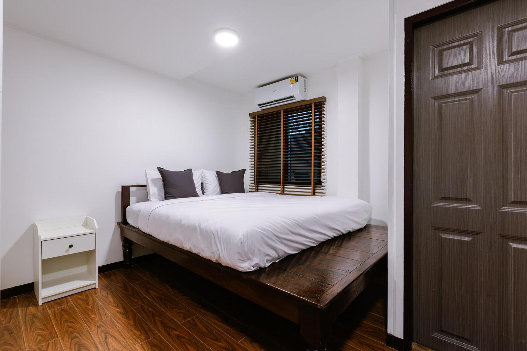 Diff Hostel Банкок Екстериор снимка