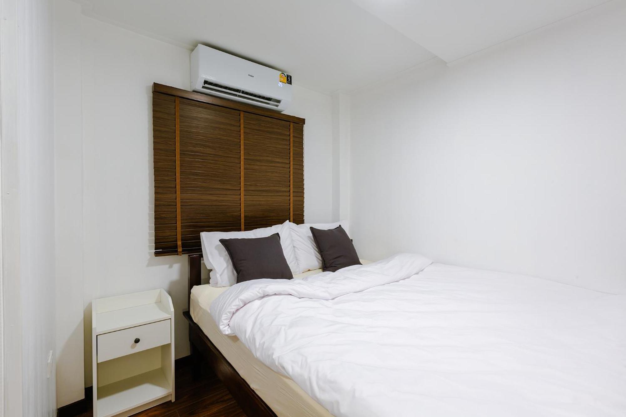 Diff Hostel Банкок Екстериор снимка