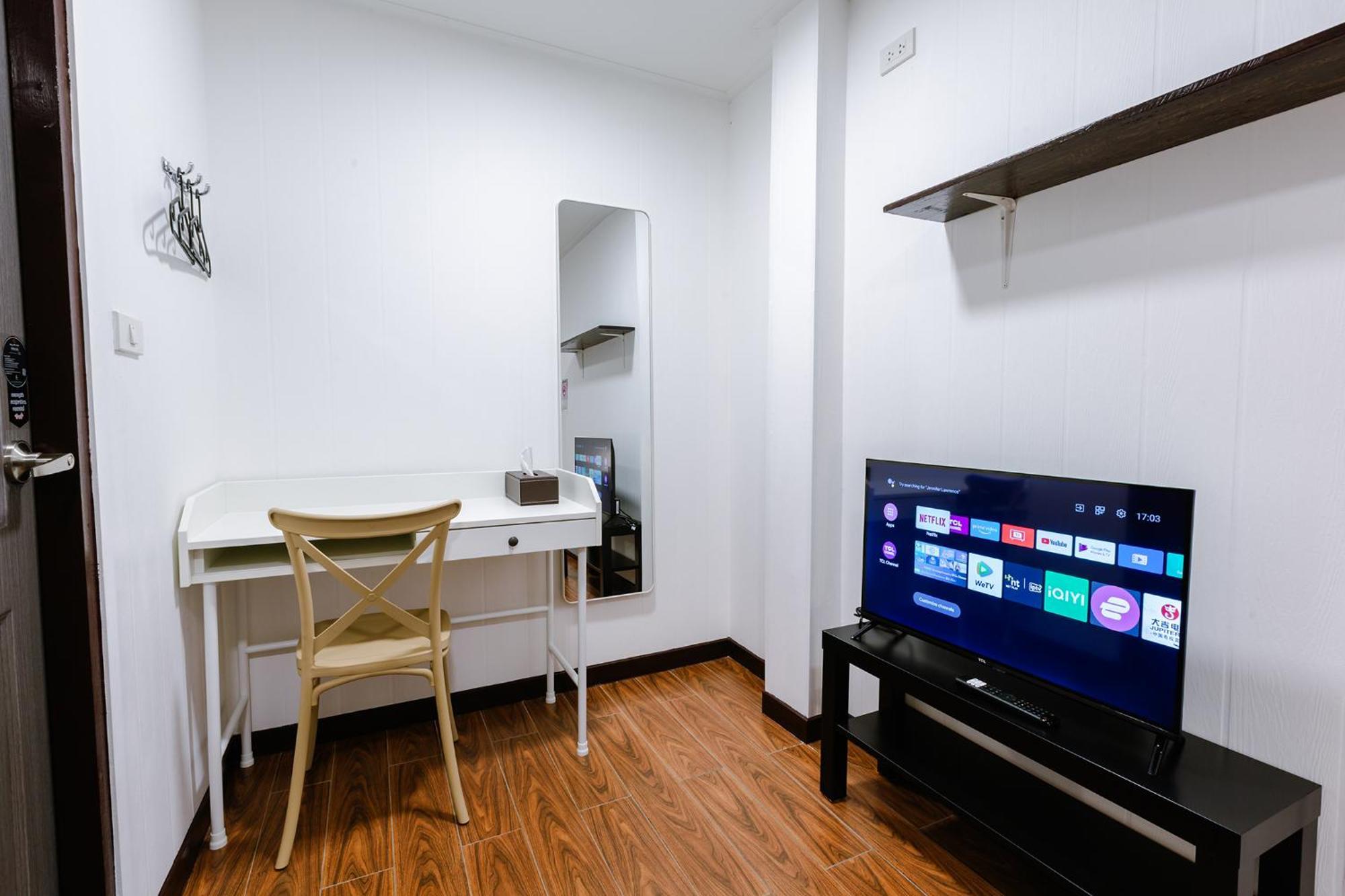 Diff Hostel Банкок Екстериор снимка